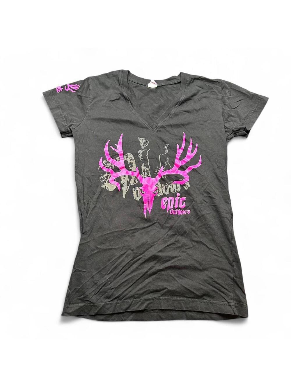 Epic Outdoors Pink Deer Skull V-Neck T-Shirt L